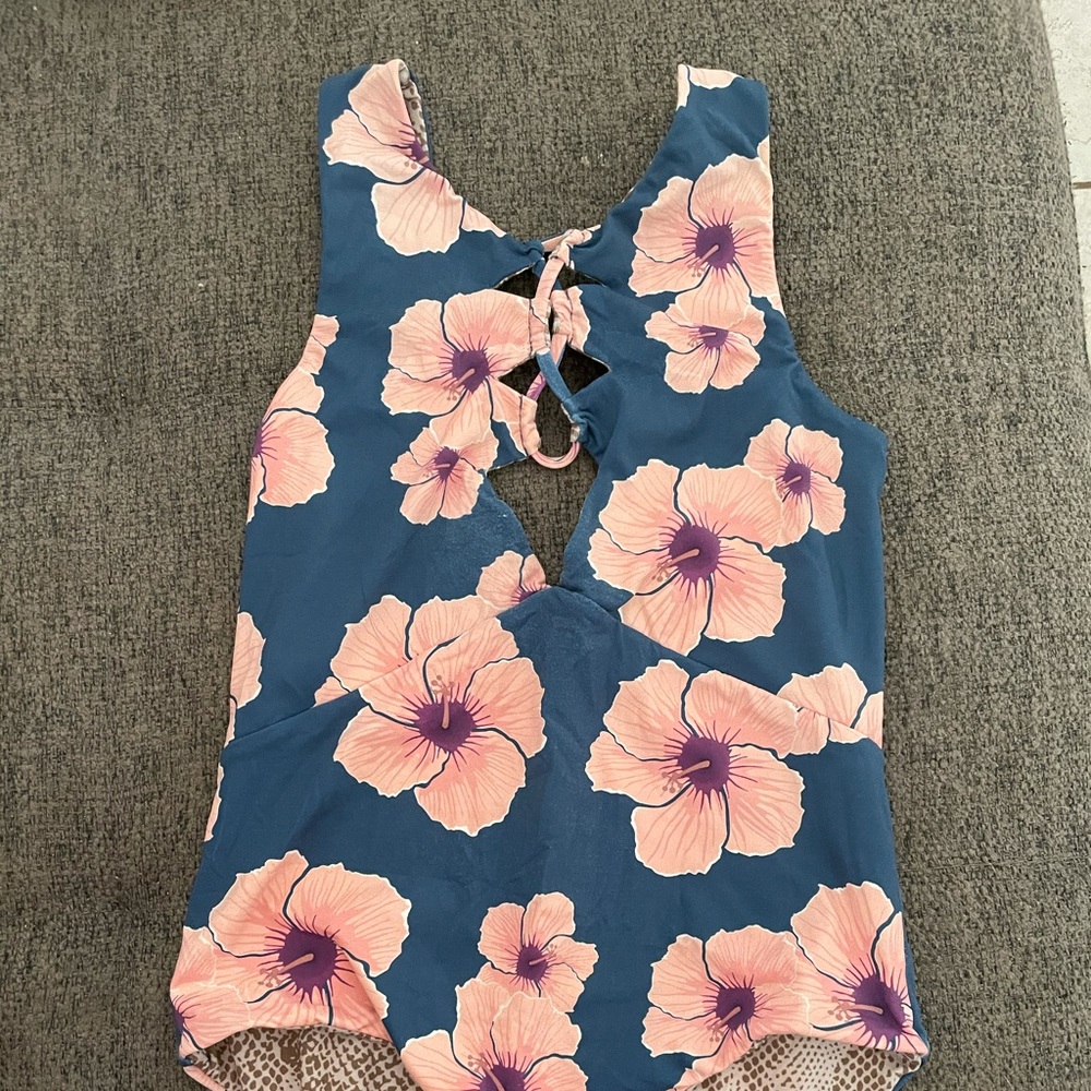 Do Not Buy - Acacia Honey Swimwear Size XXL